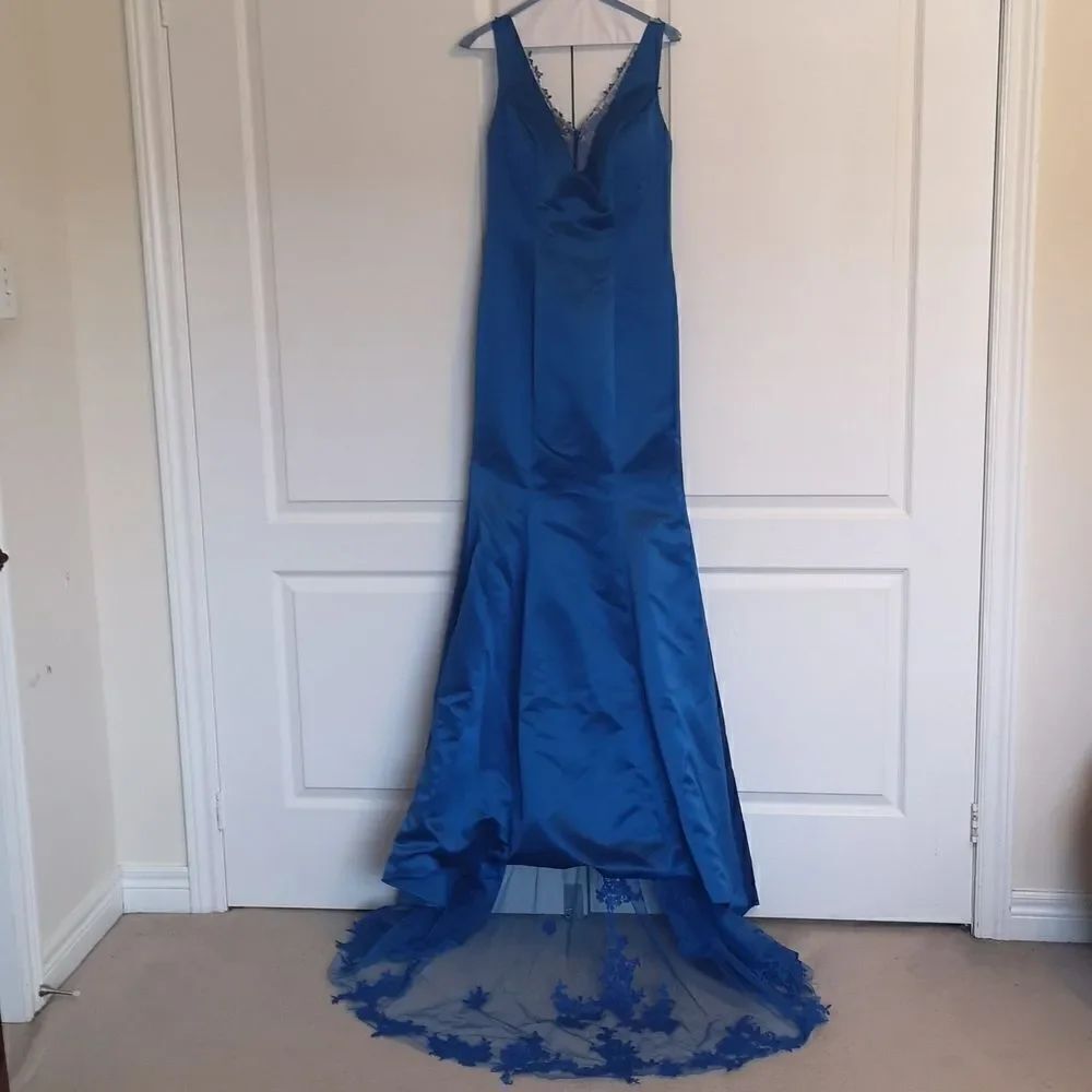 Bride's Mermaid Gown Plunging Neckline Royal Blue Size 8